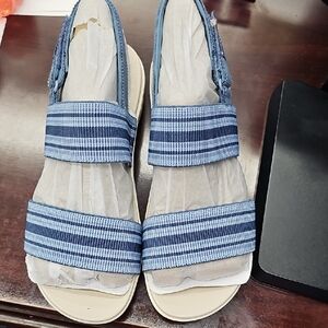 Easy Spirit Navy Striped Sandals